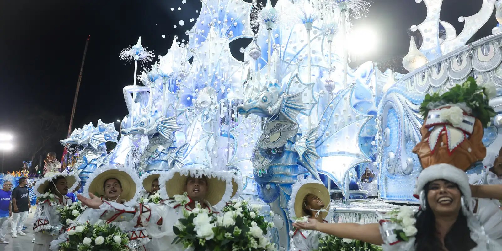 Beija-Flor de Nilópolis inova no carnaval 2026 e usa impressoras 3D