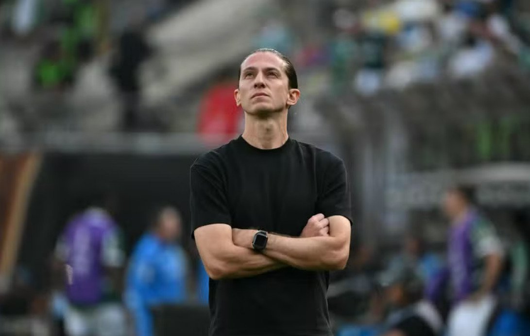 Filipe Luís acerta com o Monaco e vai comandar equipe francesa até 2028, diz jornal