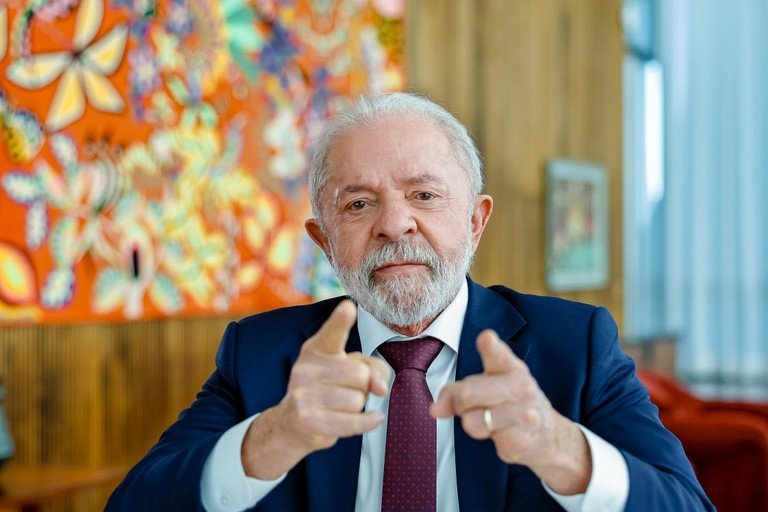 Lula pede que seleção jogue com ‘alma’ na estreia contra o Marrocos na Copa